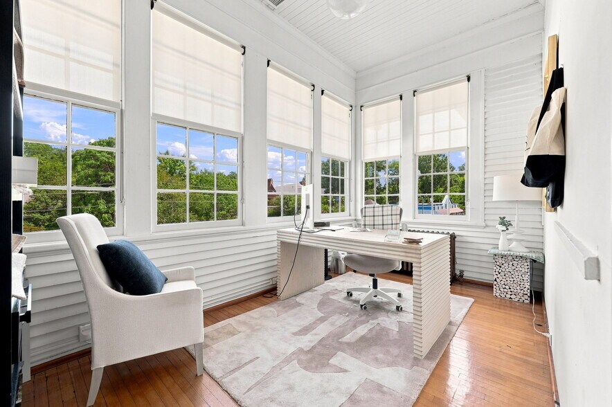 More Photos Of 1100 N Main St, High Point Office For Sale