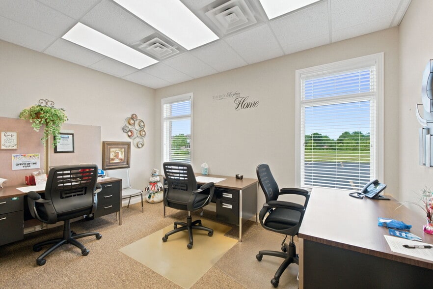 More Photos Of 9109 Stellhorn Crossing Blvd, Fort Wayne Office For Lease