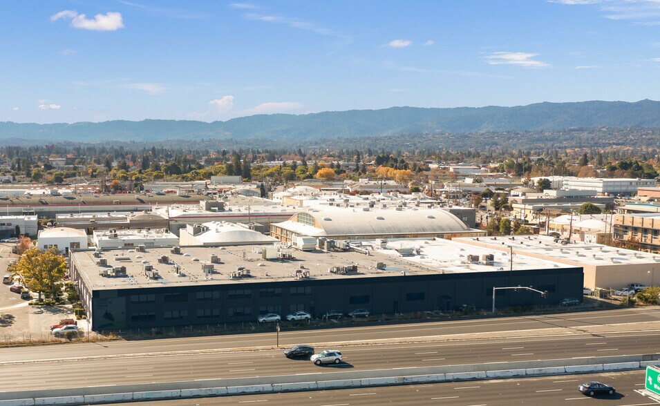 More Photos Of 1089 Mills Way, Redwood City Research And Development For Lease