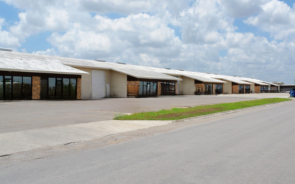 Primary Photo Of 728-739 Diamond Cut Dr, Corpus Christi Industrial For Sale