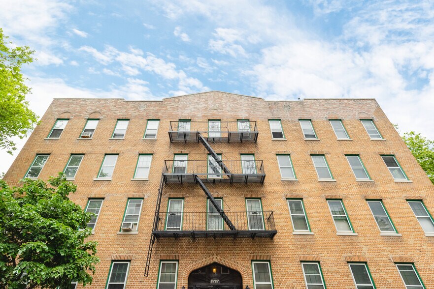 More Photos Of 87-87 116th St, Richmond Hill Multifamily For Sale