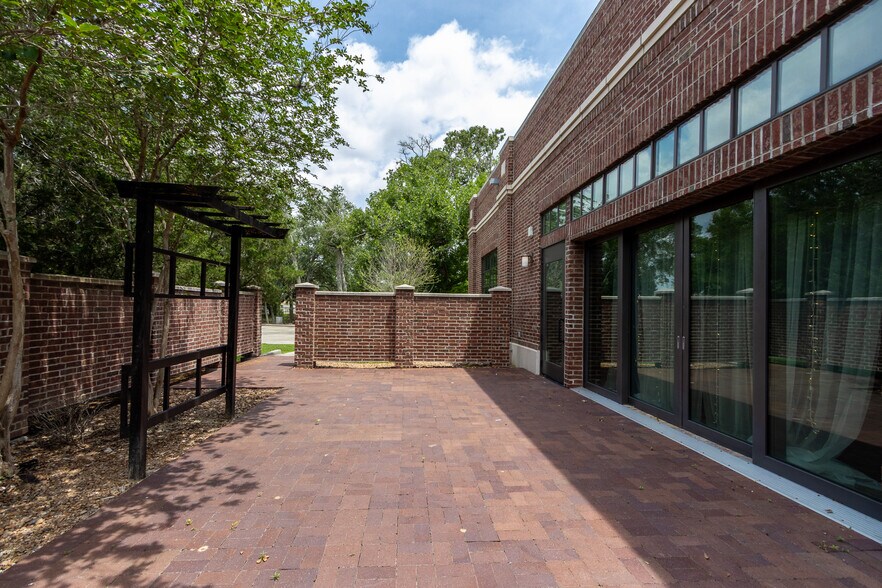 More Photos Of 3920 Gulf Fwy, Dickinson Lodge Meeting Hall For Sale