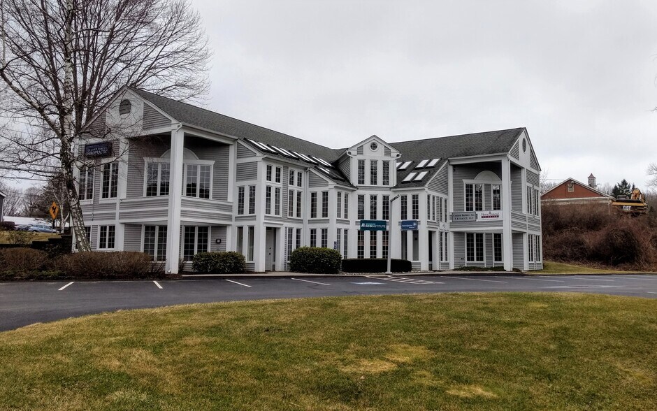 More Photos Of 384 Merrow Rd, Tolland Medical For Lease