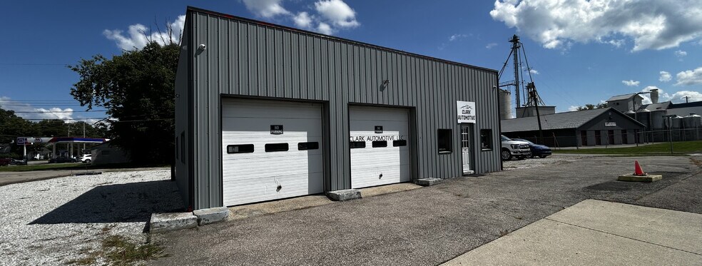 More Photos Of 117 S Jefferson Ave, Plain City Auto Repair For Sale