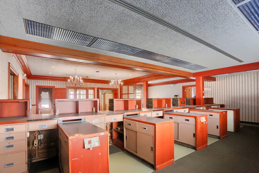 More Photos Of 3210 Wilmington Rd, New Castle Bowling Alley For Sale