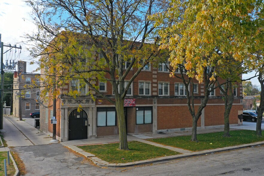 More Photos Of , Chicago Multifamily For Sale