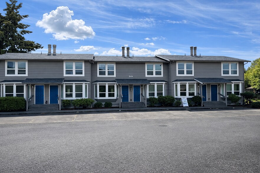 More Photos Of 8424 6th Ave, Tacoma Apartments For Sale