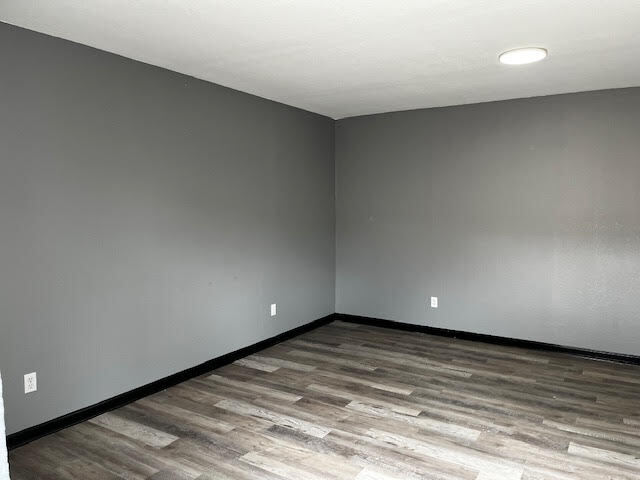 More Photos Of 4902 Roadrunner Rd, Fort Worth Light Distribution For Lease