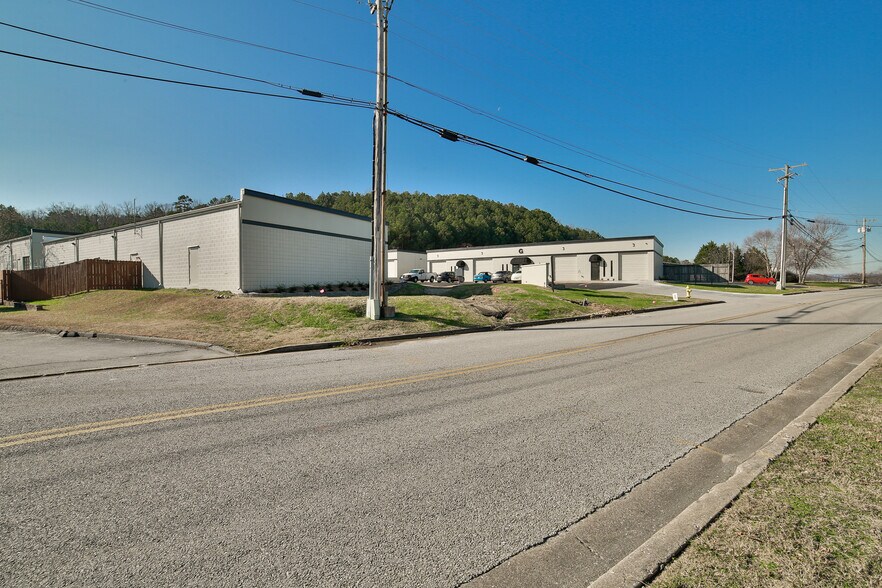 More Photos Of 6234 Perimeter Dr, Chattanooga Warehouse For Sale