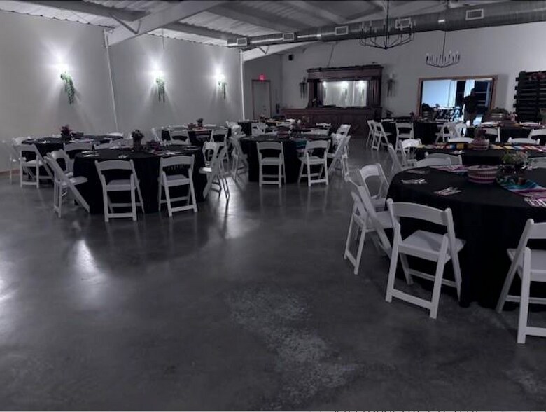 More Photos Of 1212 Packing House rd, Graham Flex For Sale