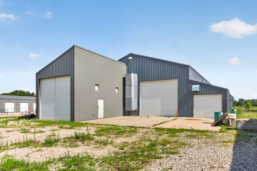 Primary Photo Of 287 Evergreen Rd, Strafford Industrial For Lease