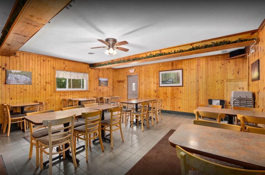 More Photos Of 6622 US-2 Hwy, Hurley Restaurant For Sale