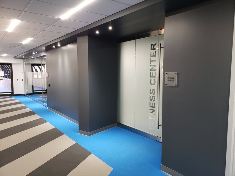 More Photos Of 10 Independence Blvd, Warren Office For Lease