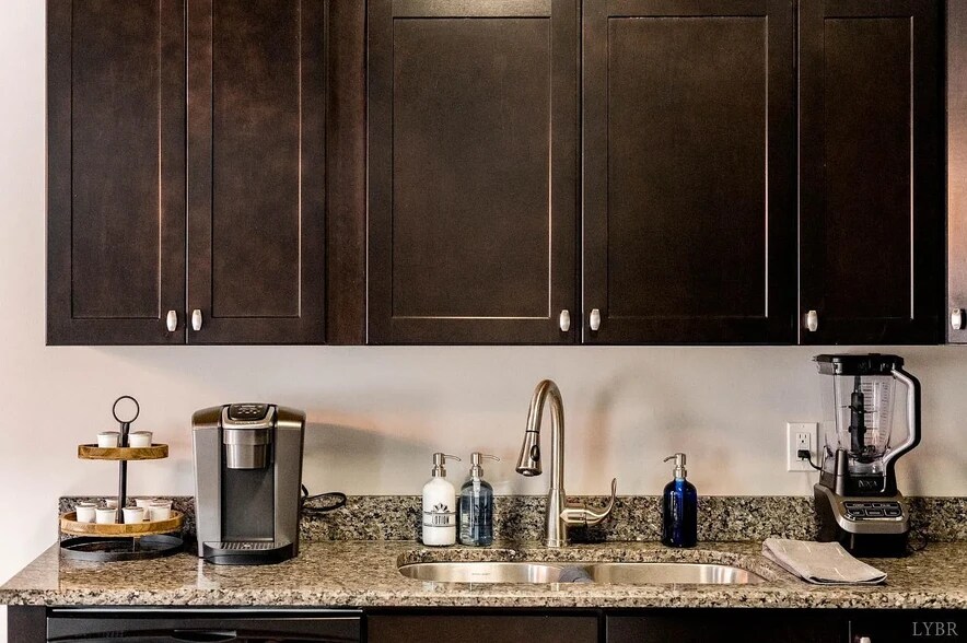 More Photos Of 121 Northwynd Cir, Lynchburg Apartments For Sale