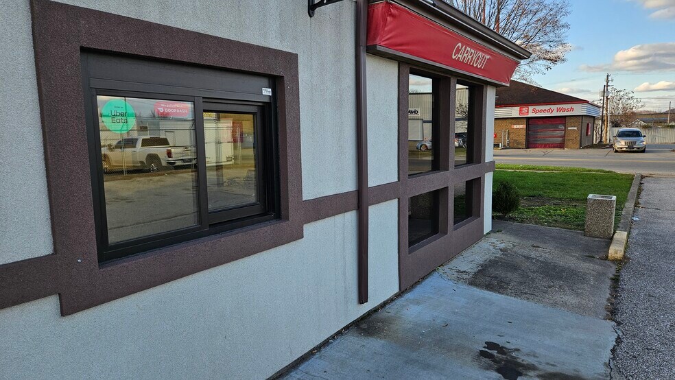 More Photos Of 1523 Madison Ave, Huntington Fast Food For Sale