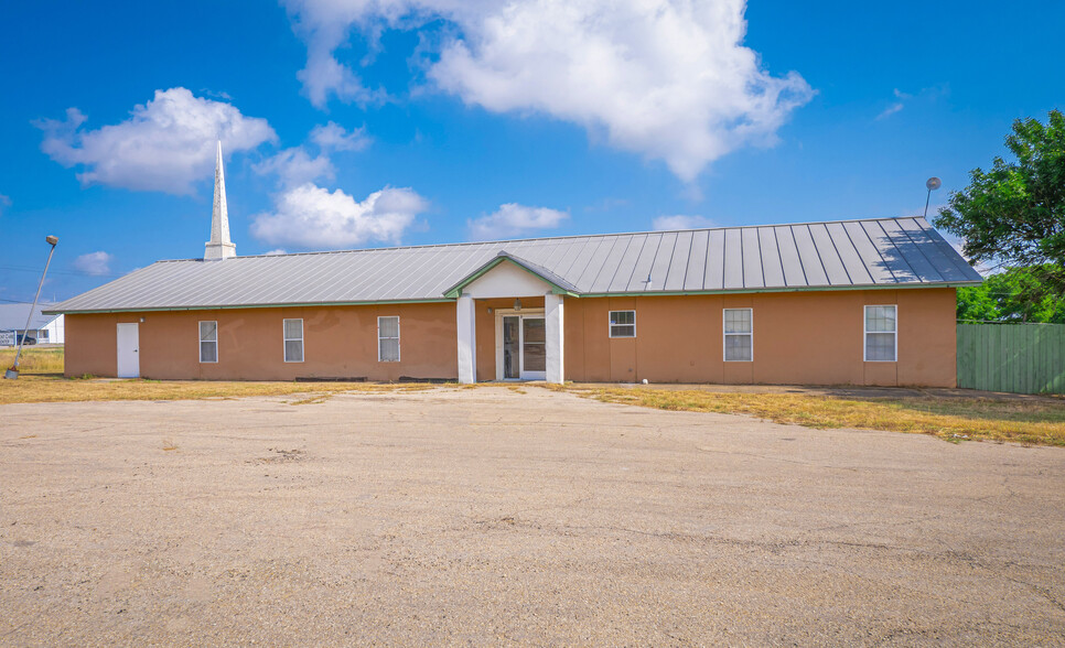 Primary Photo Of 1602 Alsace Ave, Castroville Religious Facility For Sale