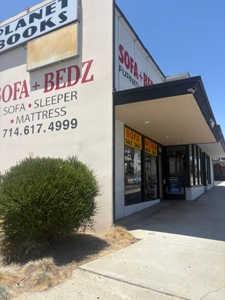 Primary Photo Of 1813-1819 Redondo Ave, Signal Hill Storefront For Lease