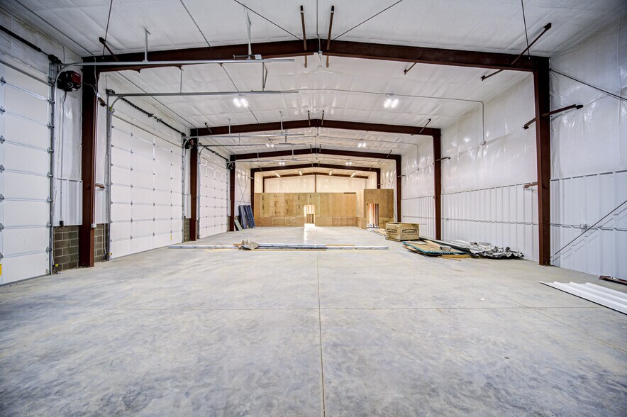 More Photos Of 2901 Rainier Pl, Pasco Warehouse For Lease