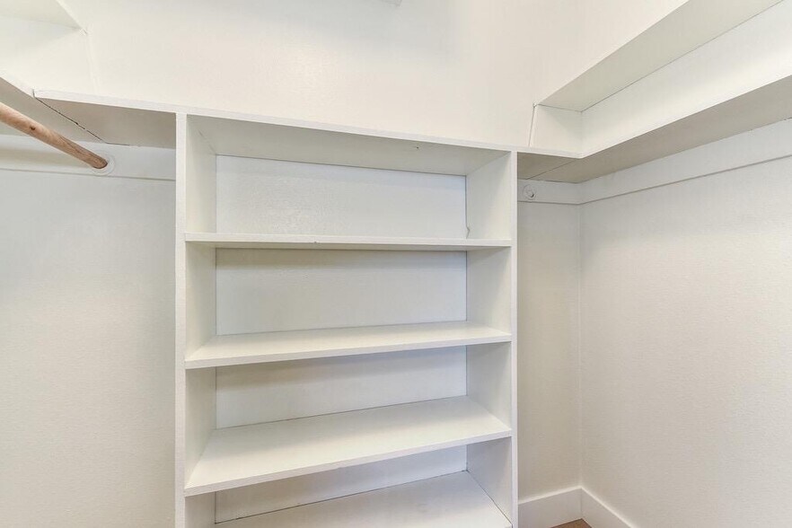 More Photos Of 5364 Garfield Ave, Sacramento Apartments For Sale