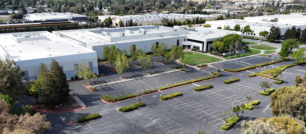 More Photos Of 4040 Nelson Ave, Concord Light Manufacturing For Sale