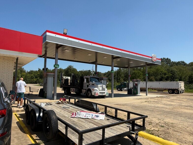 More Photos Of 407 Highway 27 Byp, Nashville Service Station For Sale