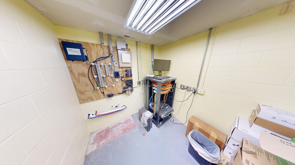 More Photos Of 855 Allens Chapel Rd, Smithville Manufacturing For Sale