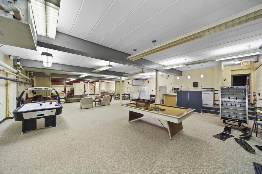 More Photos Of 201 S Jackson St, Jackson Specialty For Sale