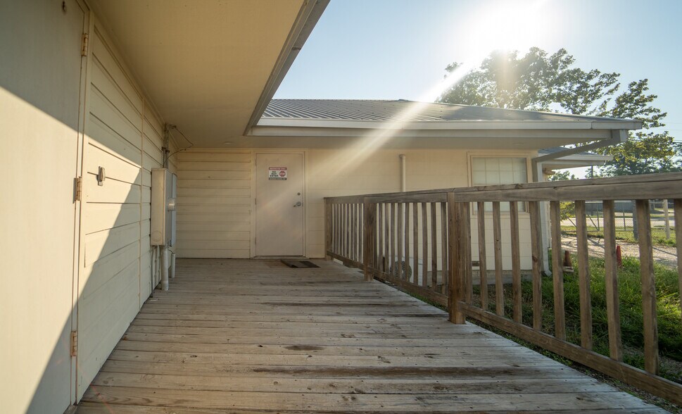 More Photos Of 2203 Port Lavaca Dr, Victoria Industrial For Sale