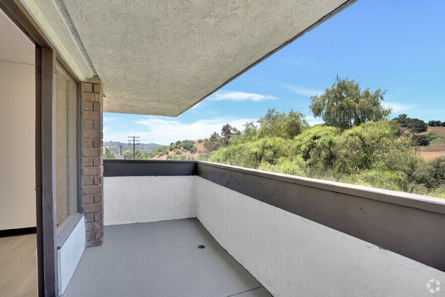 More Photos Of 21308 Pathfinder Rd, Diamond Bar Office For Lease