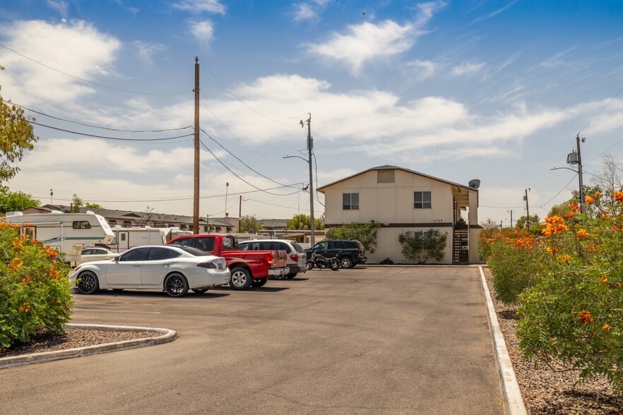 More Photos Of 2015 E Eugie Ter, Phoenix Apartments For Sale