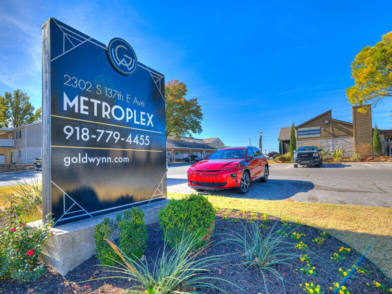More Photos Of 2302 S 137th East Ave, Tulsa Apartments For Sale