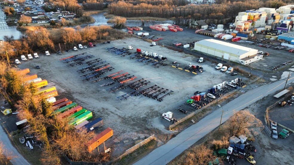 Primary Photo Of 8225 Fischer Rd, Dundalk Land For Lease