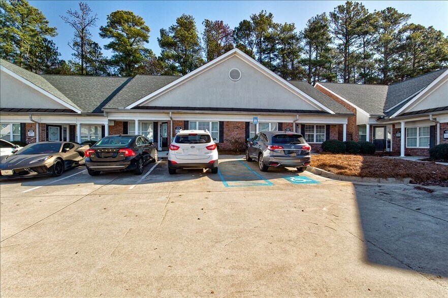 More Photos Of 801-814 Pavilion Ct, McDonough Office For Lease