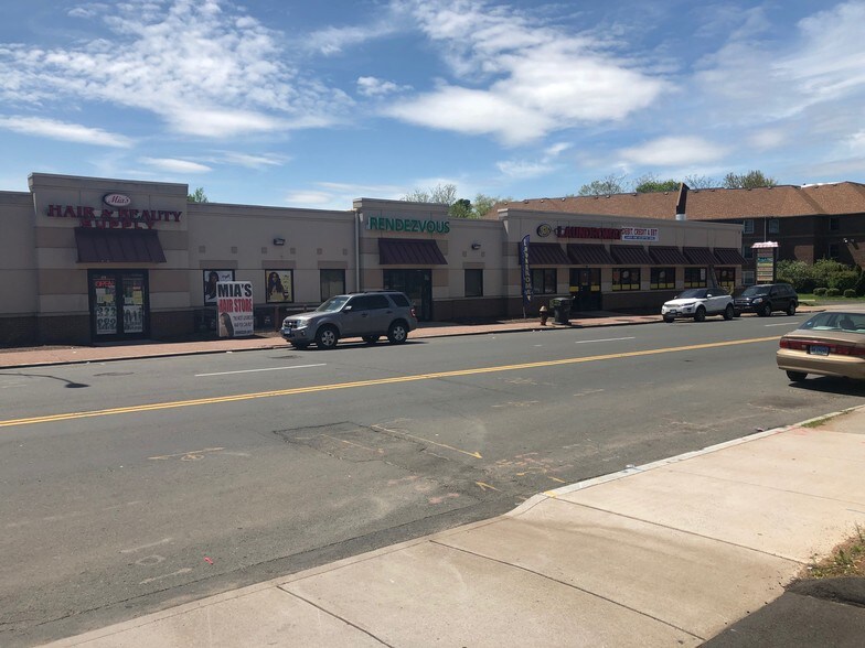 More Photos Of 25-73 Albany Ave, Hartford Unknown For Lease