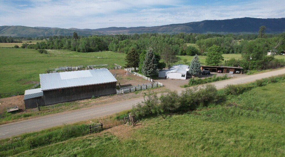 More Photos Of 38594 Sunny Dell Ln, Halfway Land For Sale