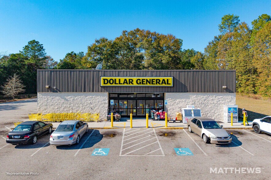 Primary Photo Of 2015 N Cole St, Lima Freestanding For Sale