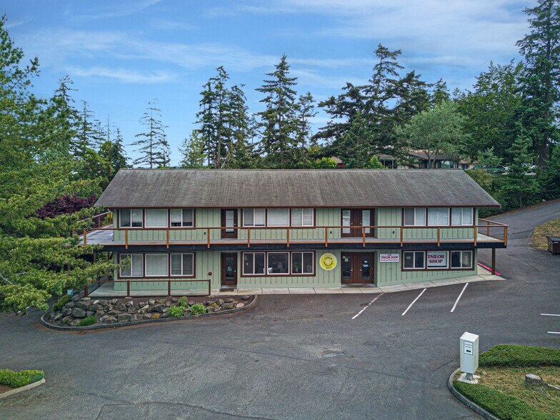 More Photos Of 849 Spring St, Friday Harbor Storefront Retail Residential For Sale