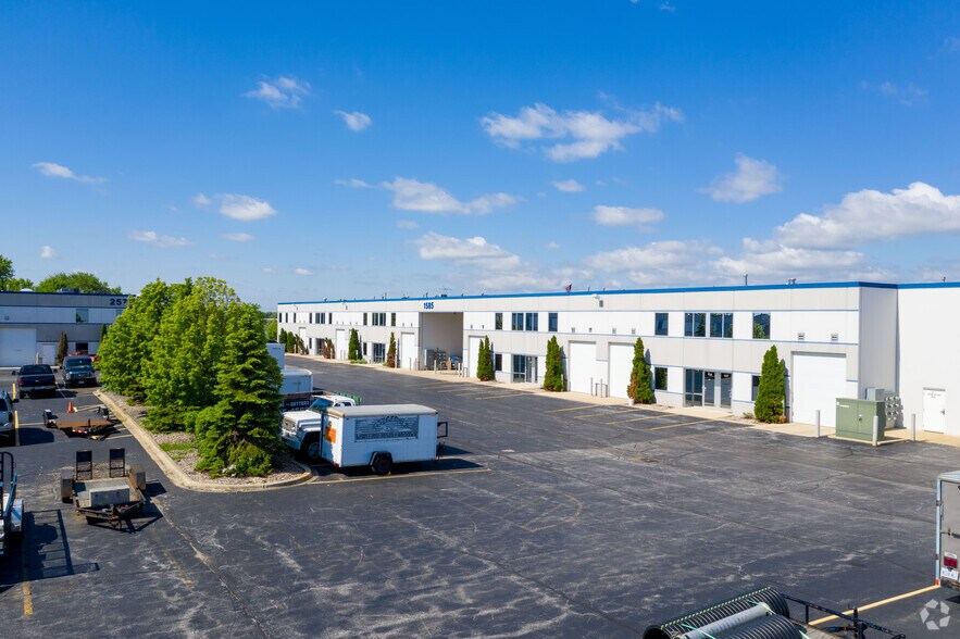 More Photos Of 1585 Beverly Ct, Aurora Warehouse For Sale