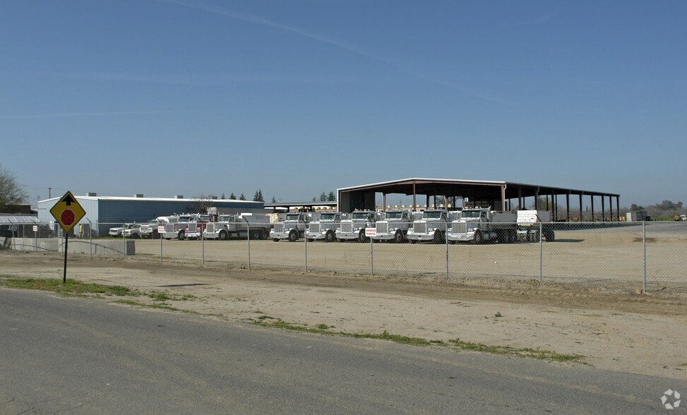 More Photos Of 8008 W Shields Ave, Fresno Food Processing For Sale