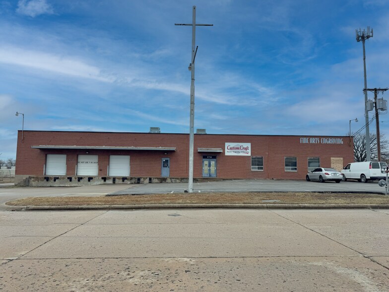 More Photos Of 6716 E 12th St, Tulsa Manufacturing For Lease