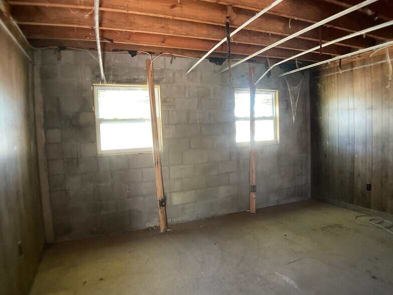 More Photos Of 4460 17 hwy, Arcadia Industrial For Sale