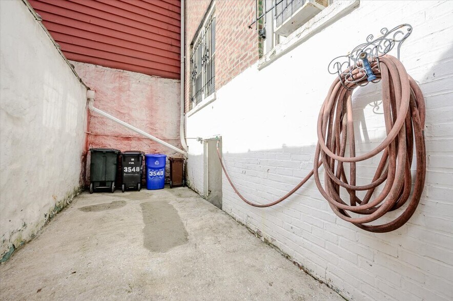 More Photos Of 3548 Bronx Blvd, Bronx Apartments For Sale