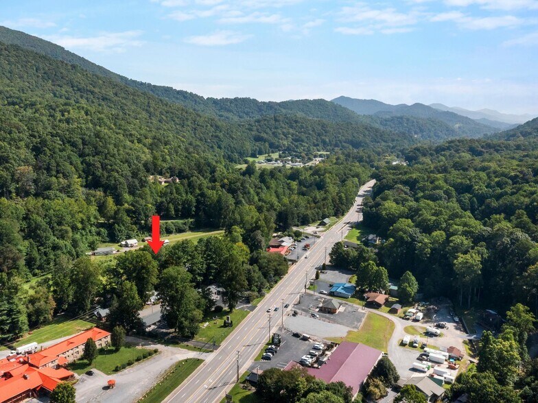 More Photos Of 2474 Soco Rd, Maggie Valley Hotel For Sale