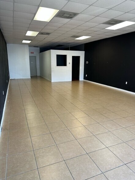 More Photos Of 305 E Stan Schlueter Loop, Killeen Storefront Retail Office For Lease