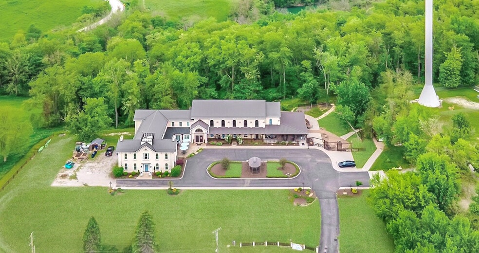 More Photos Of 195 State Route 151, Smithfield Hospitality For Sale