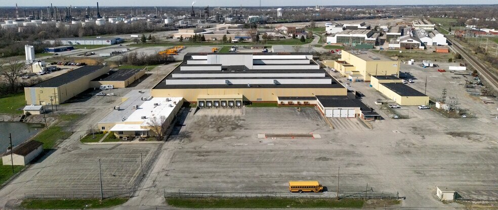 More Photos Of 750 Buckeye Rd, Lima Warehouse For Lease