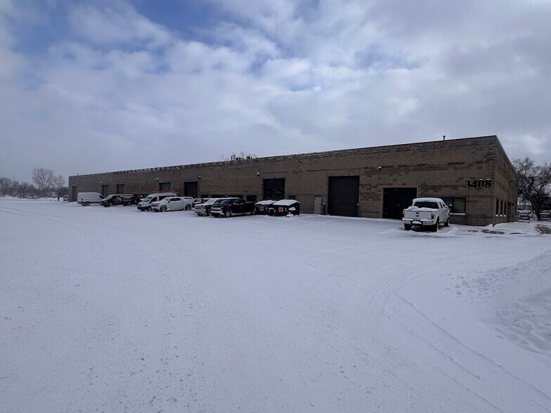 More Photos Of 3408 Busch Dr SW, Grandville Manufacturing For Sale