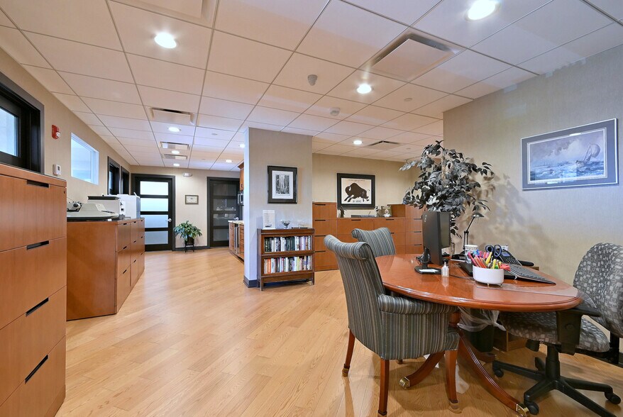 More Photos Of 25-41 E Main St, Roselle Service Station For Sale
