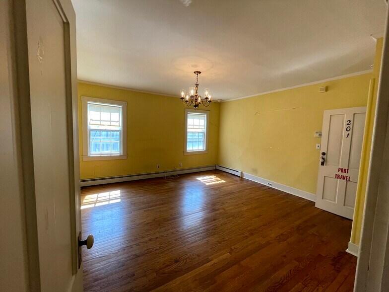 More Photos Of 903 Main St, Port Jefferson Loft Creative Space For Sale
