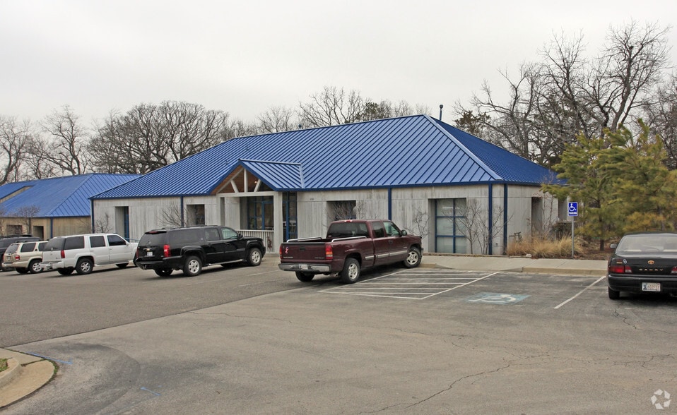 More Photos Of 3260 Marshall Ave, Norman Office Residential For Lease